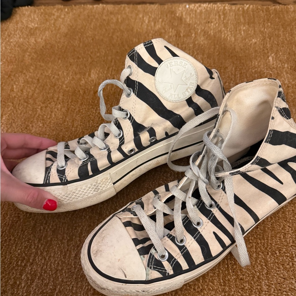 Converse Zebra Print High Top Sneakers - Black & Cream - Picture 2 of 2